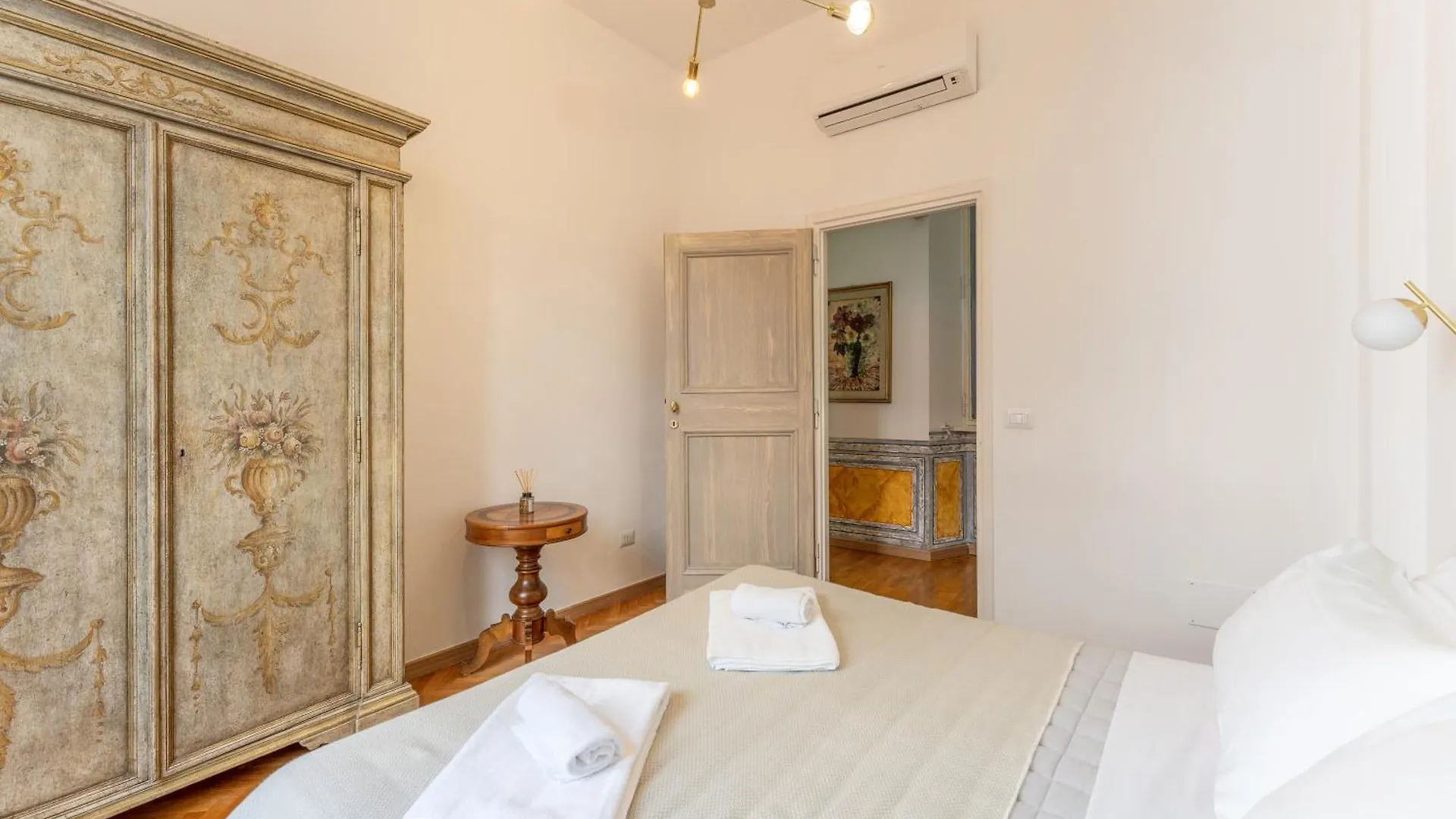 Palazzo Pamphili Apartment Roma 0*,  Italia